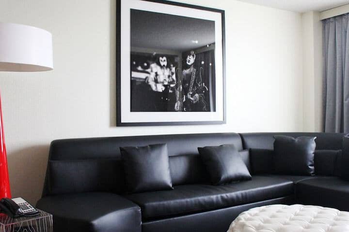Room 40 of 97